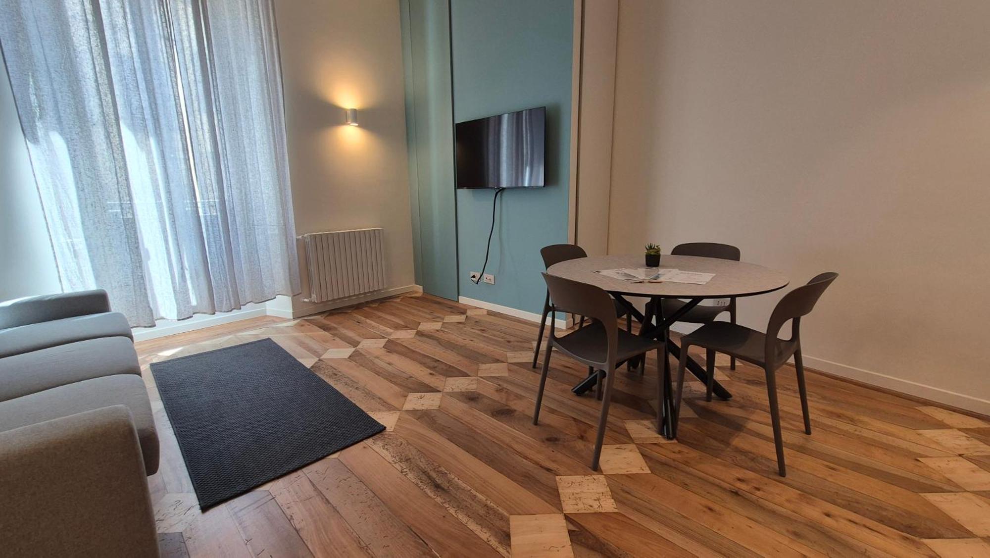Blue House Apartment